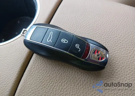 2013 Porsche Panamera 2/4/4 Platinum Edition/Platinum Edition из США, поврежденный, VIN WP0AA2A74DL011063